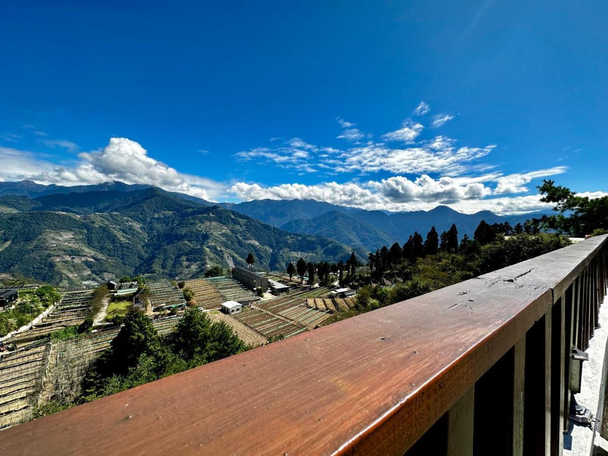 Dingdai Glass Villa Ренай Екстериор снимка
