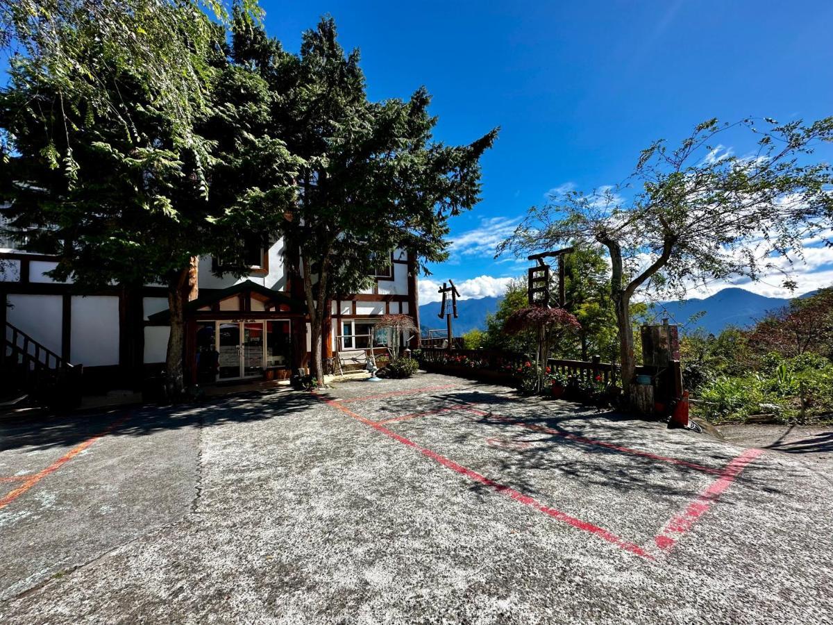 Dingdai Glass Villa Ренай Екстериор снимка