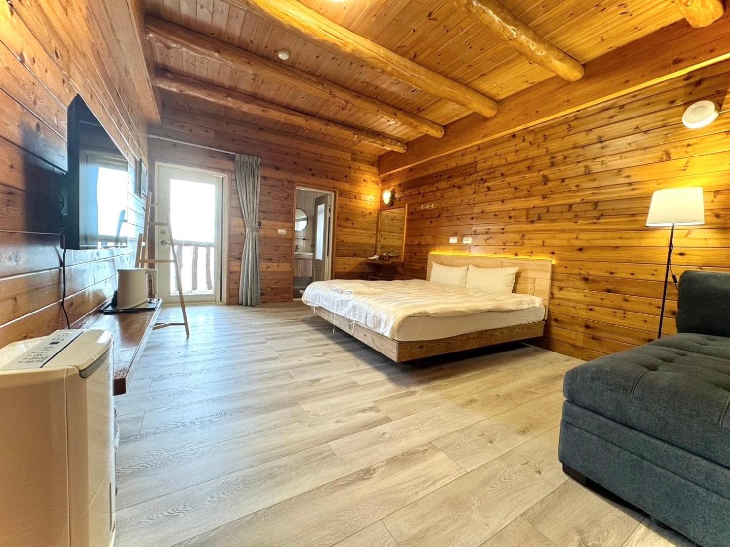 Dingdai Glass Villa Ренай Екстериор снимка