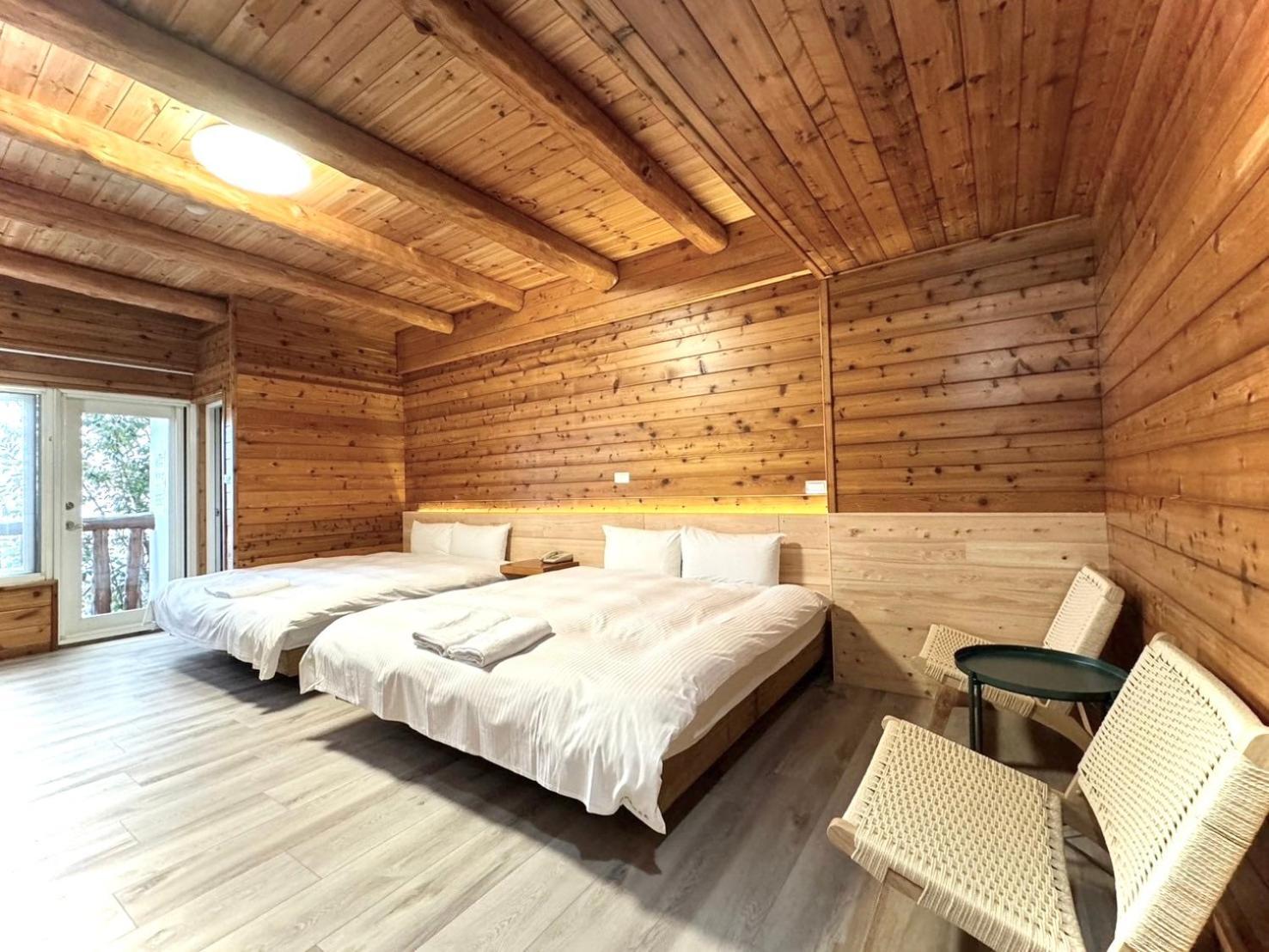 Dingdai Glass Villa Ренай Екстериор снимка