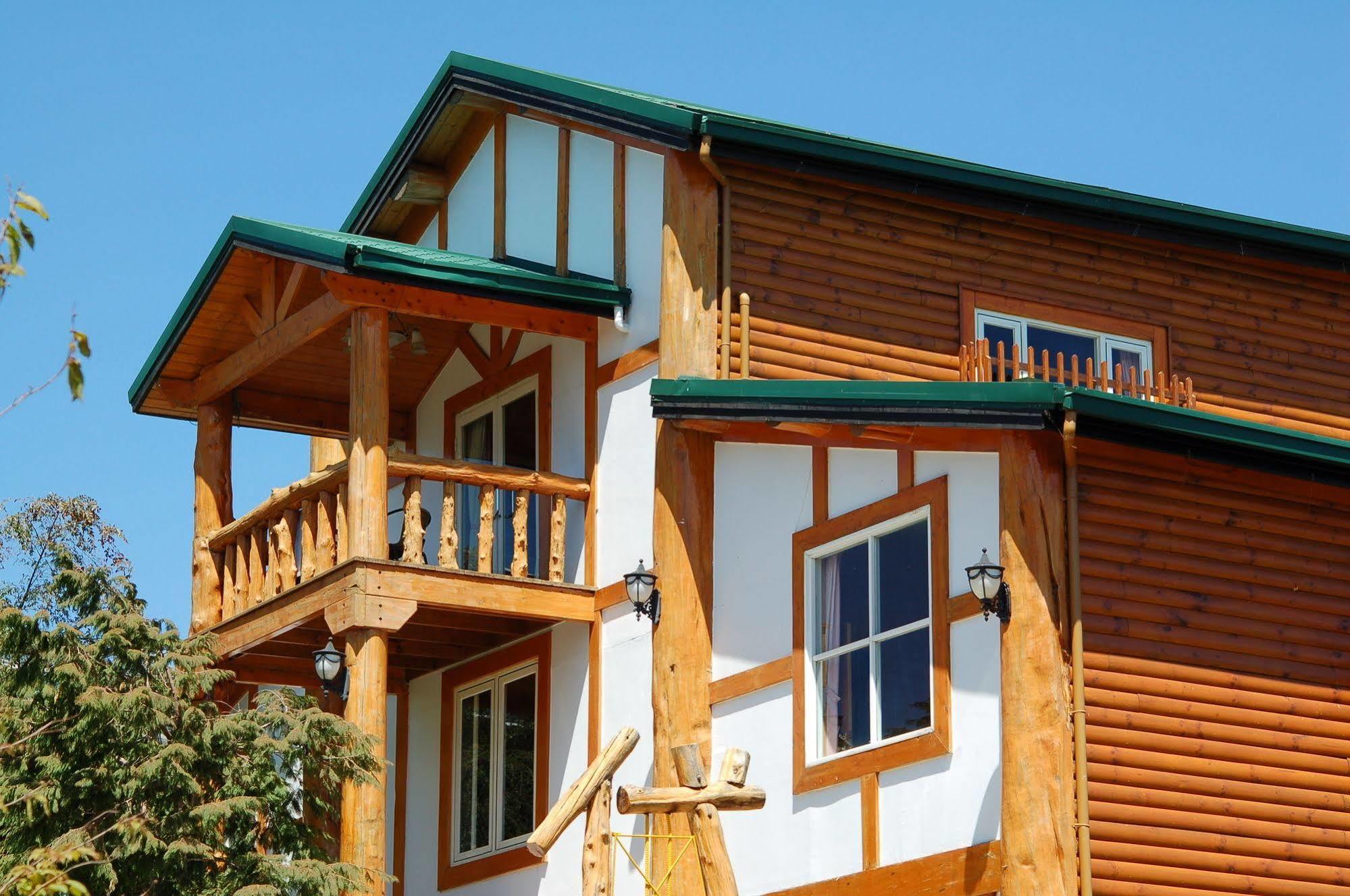 Dingdai Glass Villa Ренай Екстериор снимка