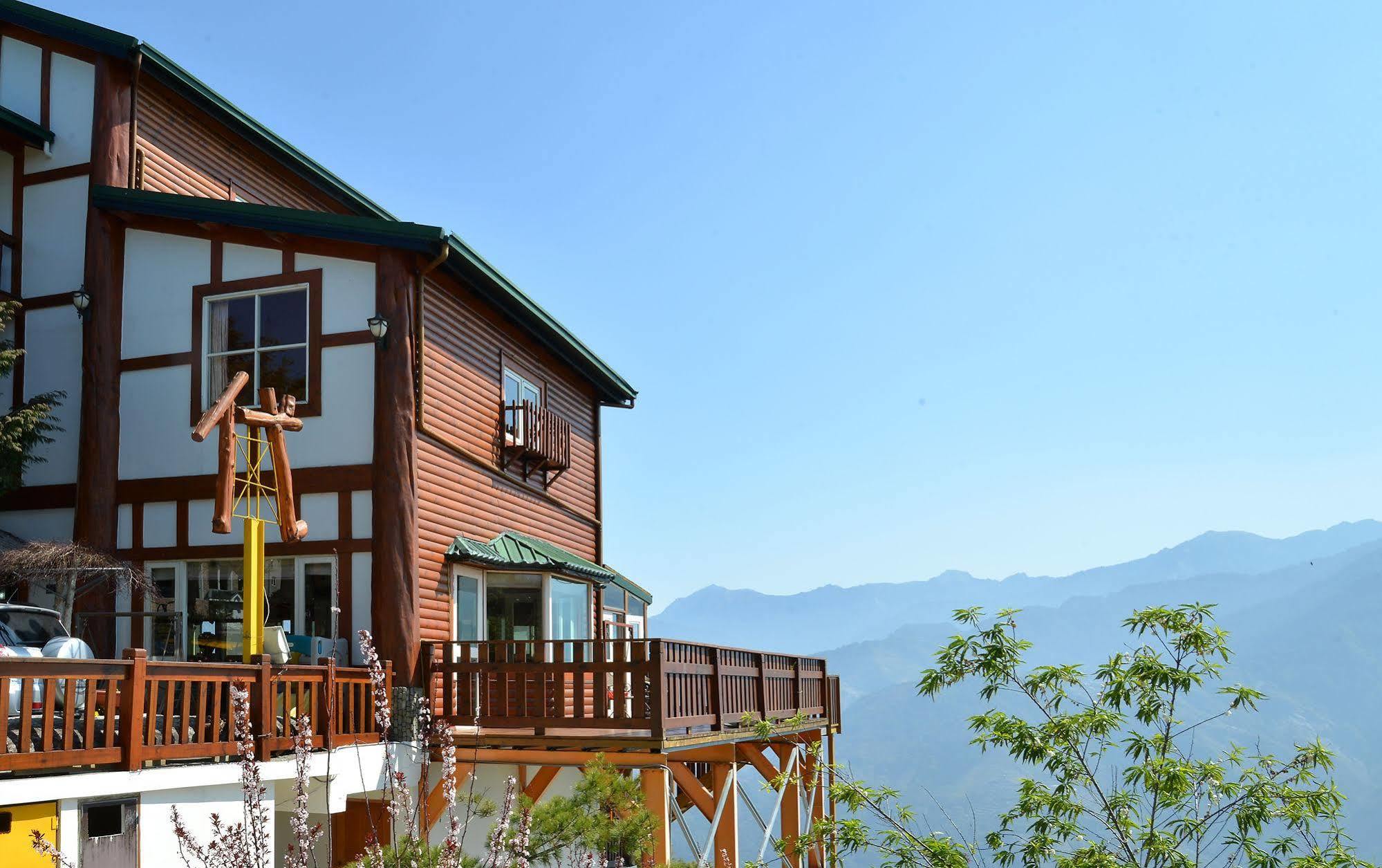 Dingdai Glass Villa Ренай Екстериор снимка